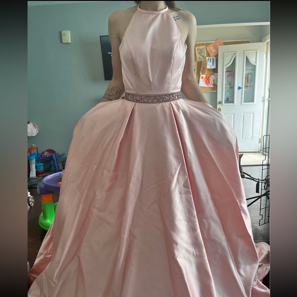 Sherri Hill Light Pink Prom Dress - Picture 7 of 9